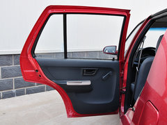 2012款 1.0 手动 三厢基本型