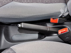 2012款 1.0 手动 三厢基本型