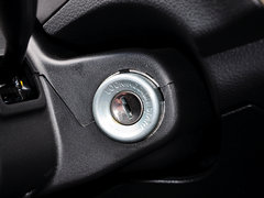 2012款 1.0 手动 三厢基本型