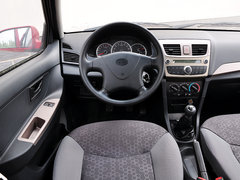 2012款 1.0 手动 三厢基本型