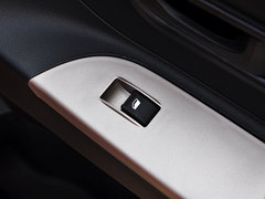 2012款 1.0 手动 三厢基本型
