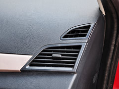 2012款 1.0 手动 三厢基本型