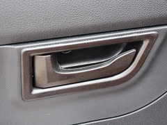 2012款 1.0 手动 三厢基本型