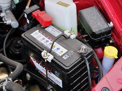 2012款 1.0 手动 三厢基本型