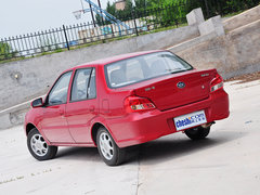 2012款 1.0 手动 三厢基本型