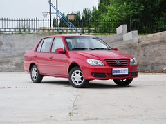 2012款 1.0 手动 三厢基本型