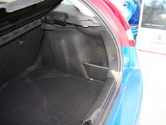 2012款 两厢 1.6 自动 乐享型