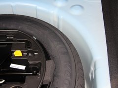 2012款 两厢 1.6 自动 乐享型