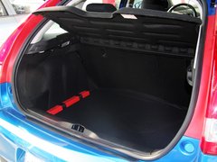 2012款 两厢 1.6 自动 乐享型