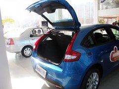 2012款 两厢 1.6 自动 乐享型