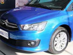 2012款 两厢 1.6 自动 乐享型