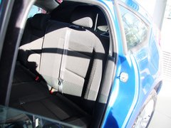 2012款 两厢 1.6 自动 乐享型