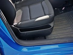 2012款 两厢 1.6 自动 乐享型