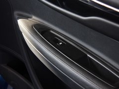 2012款 两厢 1.6 自动 乐享型