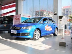 2012款 两厢 1.6 自动 乐享型