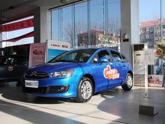 2012款 两厢 1.6 自动 乐享型