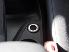 2012款 两厢 1.6 自动 乐享型