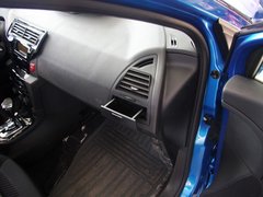 2012款 两厢 1.6 自动 乐享型