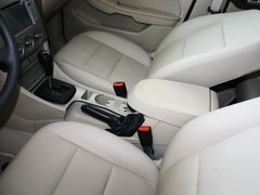 2012款 两厢 1.8L 自动 经典时尚型