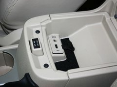2012款 两厢 1.8L 自动 经典时尚型