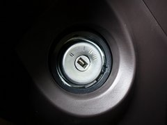 2012款 三厢 1.8L 自动 经典基本型