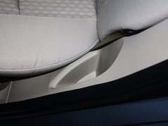 2012款 三厢 1.8L 自动 经典基本型