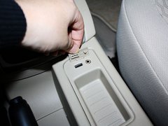 2012款 三厢 1.8L 自动 经典基本型