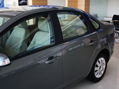 2012款 三厢 1.8L 自动 经典基本型