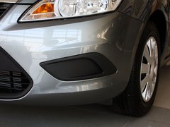 2012款 三厢 1.8L 自动 经典基本型