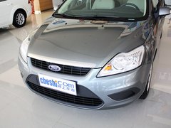 2012款 三厢 1.8L 自动 经典基本型