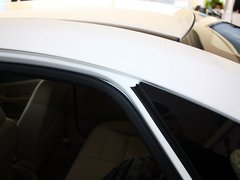 2012款 三厢 1.8L 手动 经典时尚型