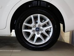 2012款 三厢 1.8L 手动 经典时尚型