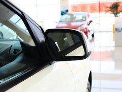 2012款 三厢 1.8L 手动 经典时尚型
