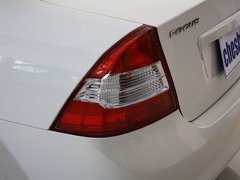 2012款 三厢 1.8L 手动 经典时尚型