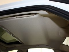 2012款 三厢 1.8L 手动 经典时尚型