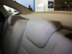 2012款 三厢 1.8L 手动 经典时尚型