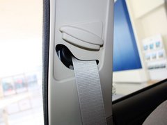 2012款 三厢 1.8L 手动 经典时尚型