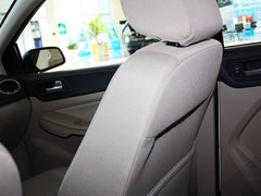 2012款 三厢 1.8L 手动 经典时尚型