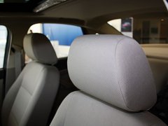 2012款 三厢 1.8L 手动 经典时尚型