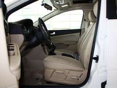 2012款 三厢 1.8L 手动 经典时尚型