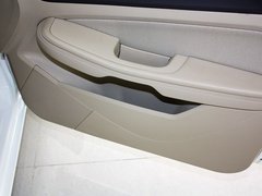 2012款 三厢 1.8L 手动 经典时尚型