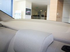 2012款 三厢 1.8L 手动 经典时尚型