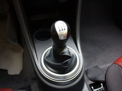 2012款 1.3 手动 灵悦版