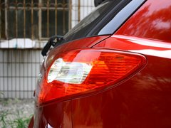 2012款 1.3 手动 灵悦版