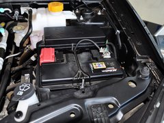 2012款 2.4L 自动 舒适四驱版 5座