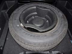 2012款 2.4L 自动 舒适四驱版 5座