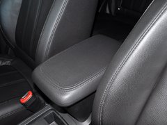 2012款 2.4L 自动 舒适四驱版 5座