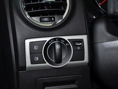 2012款 2.4L 自动 舒适四驱版 5座