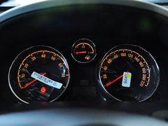 2012款 2.4L 自动 舒适四驱版 5座