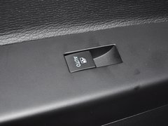 2012款 2.4L 自动 舒适四驱版 5座